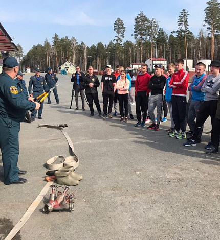 Воспитанники спортшколы Луизы Носковой прошли ликбез по пожарной безопасности