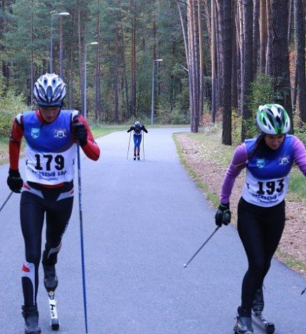 Областные соревнования по летнему биатлону принесли россыпь наград воспитанникам спортшколы Луизы Носковой
