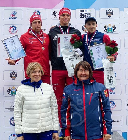Тюменцы триумфально завершили всероссийские соревнования по лыжероллерам