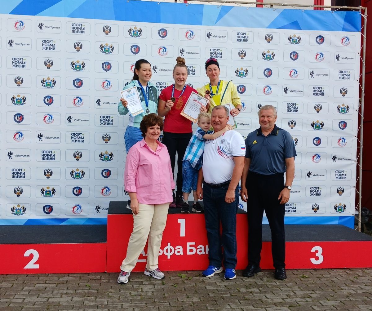 На Жемчужине Сибири прошёл чемпионат Тюменской области по лыжным гонкам