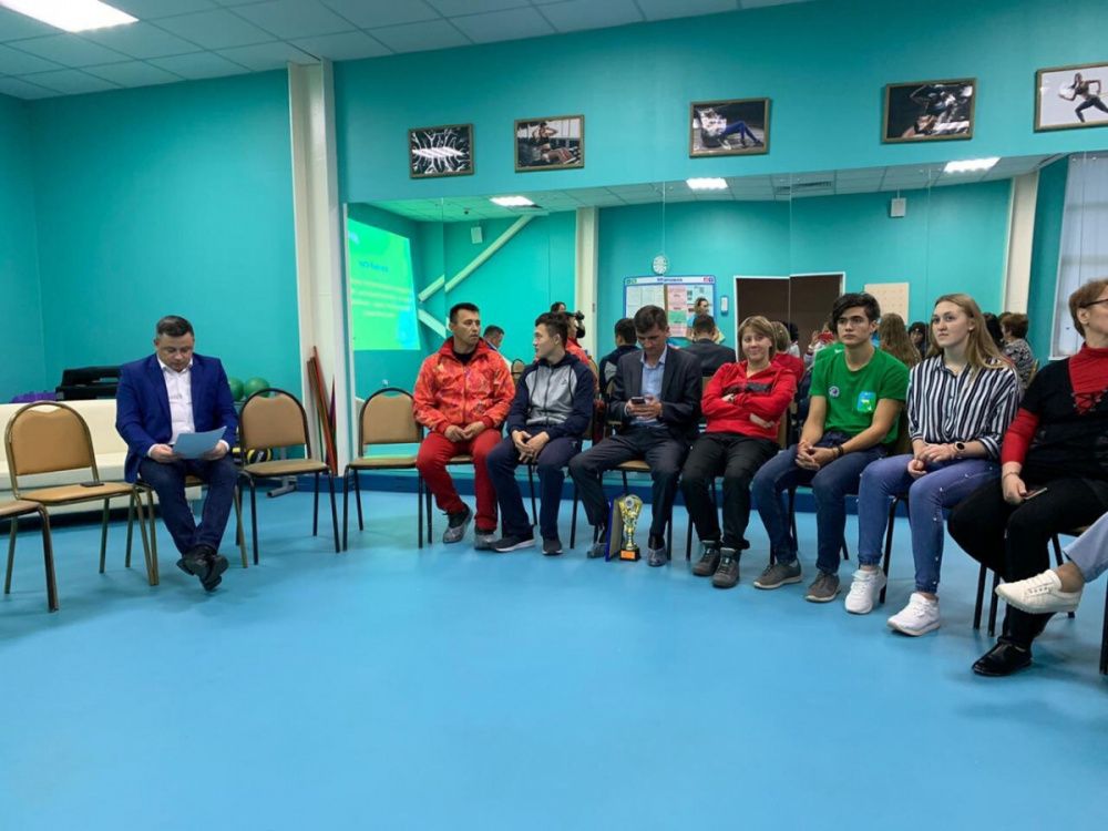 Луиза Носкова стала почетным гостем спортивного форума «Движение вверх» на Камчатке