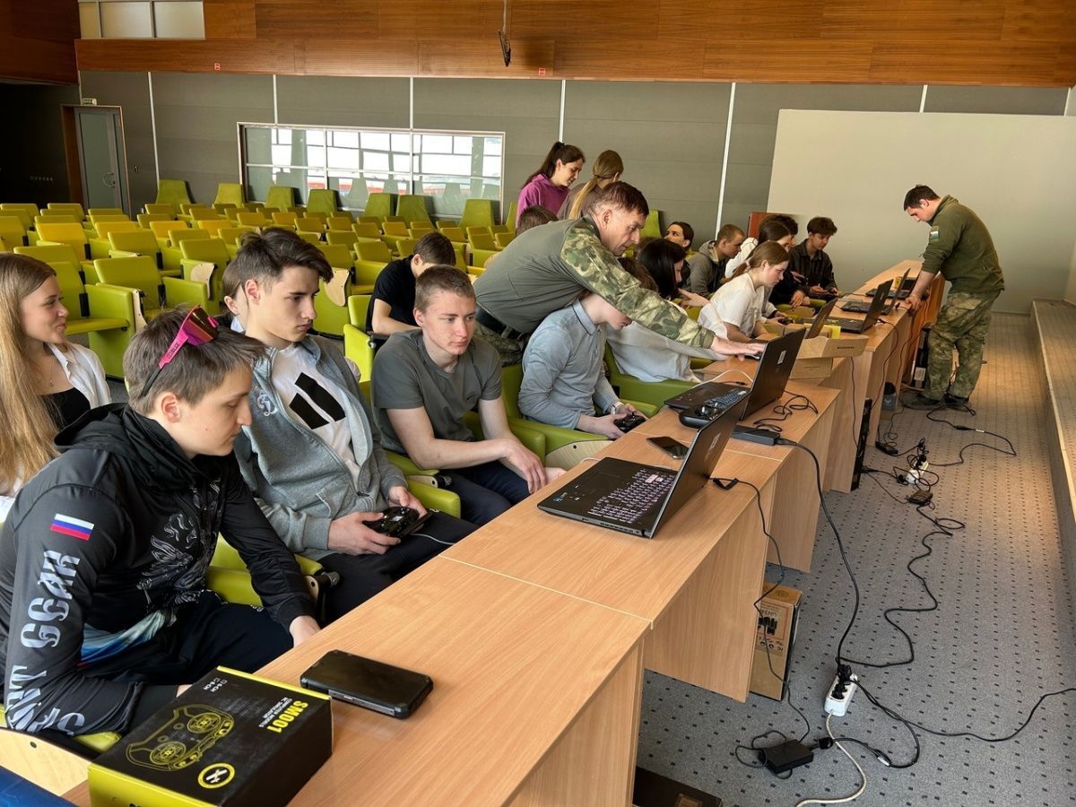 Очередной мастер - класс по беспилотным летающим аппаратам