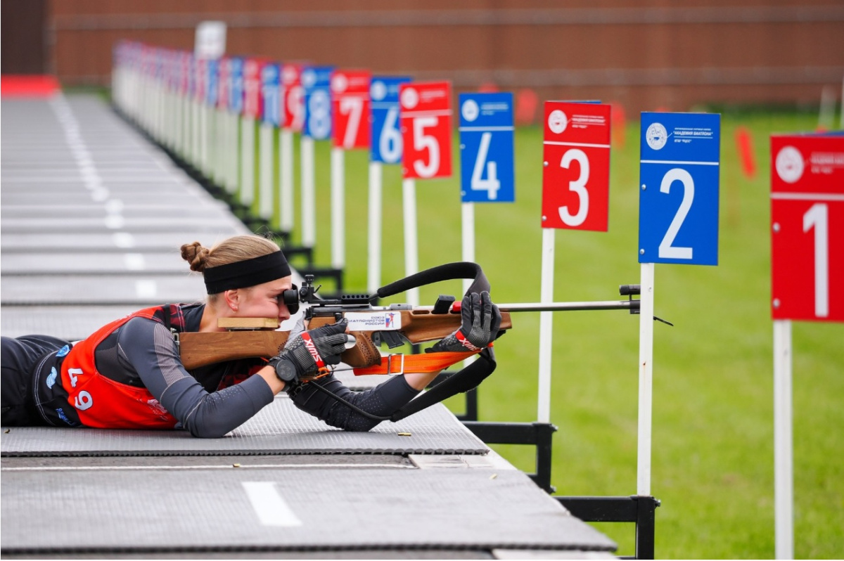 Наши выпускники попали в «цветы»