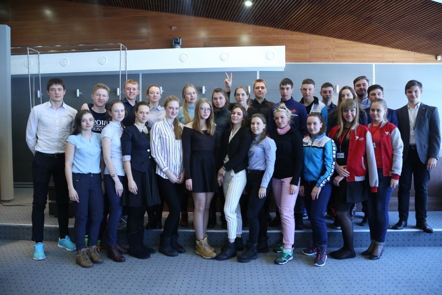 Будущие избиратели в игре